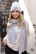 Bonnet et écharpe assortis Kamea en cachemire et laine mérinos gris clair, style élégant, coupe universelle, accessoire hiver femme