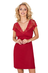 Chemise de nuit élégante en dentelle rouge manches courtes encolure en V dos décoré dentelle femme