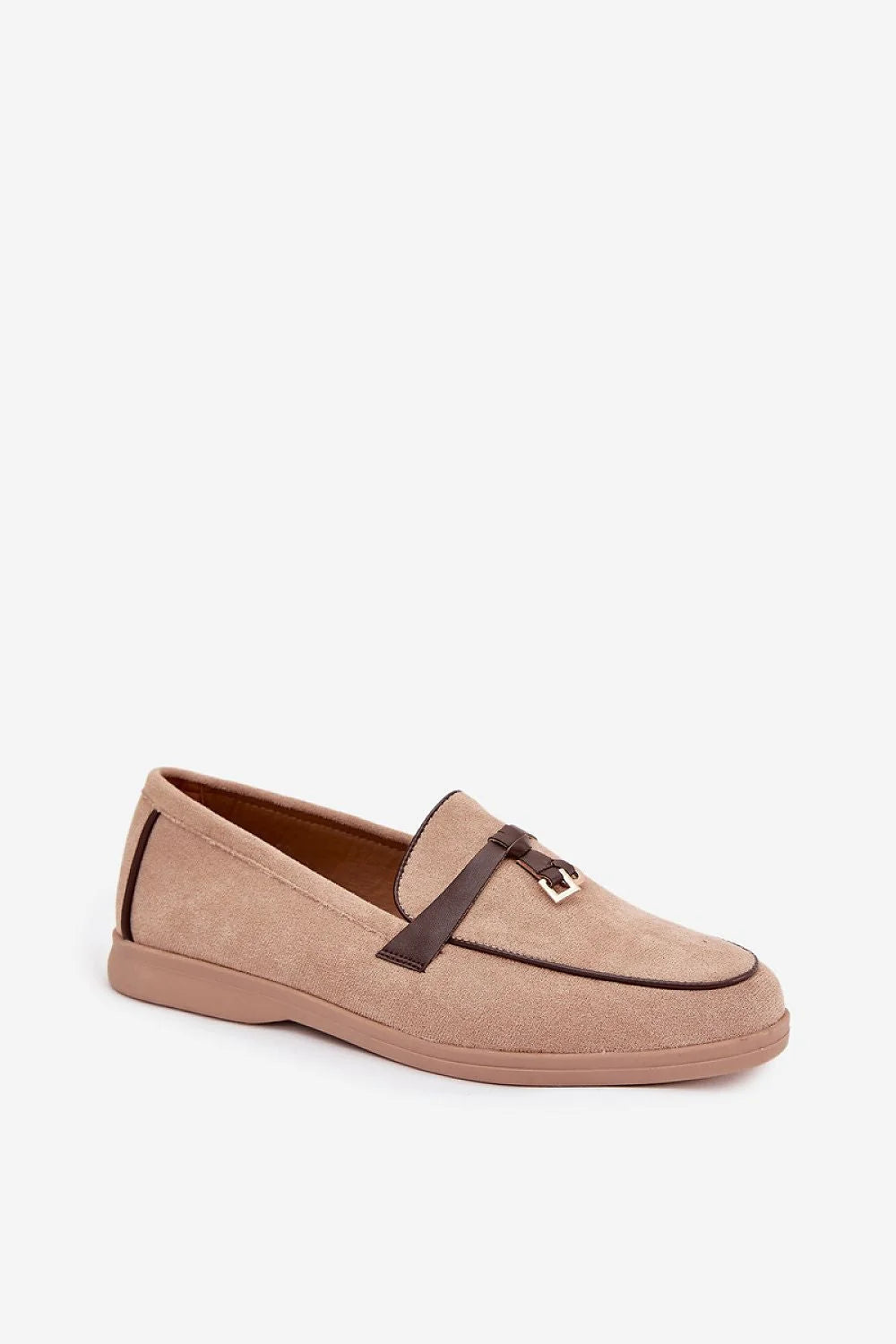 mocassins femme suédine écologique taupe beige bout arrondi semelle plate compensée caoutchouc confort quotidien bride cuir marron boucle métallique passepoil