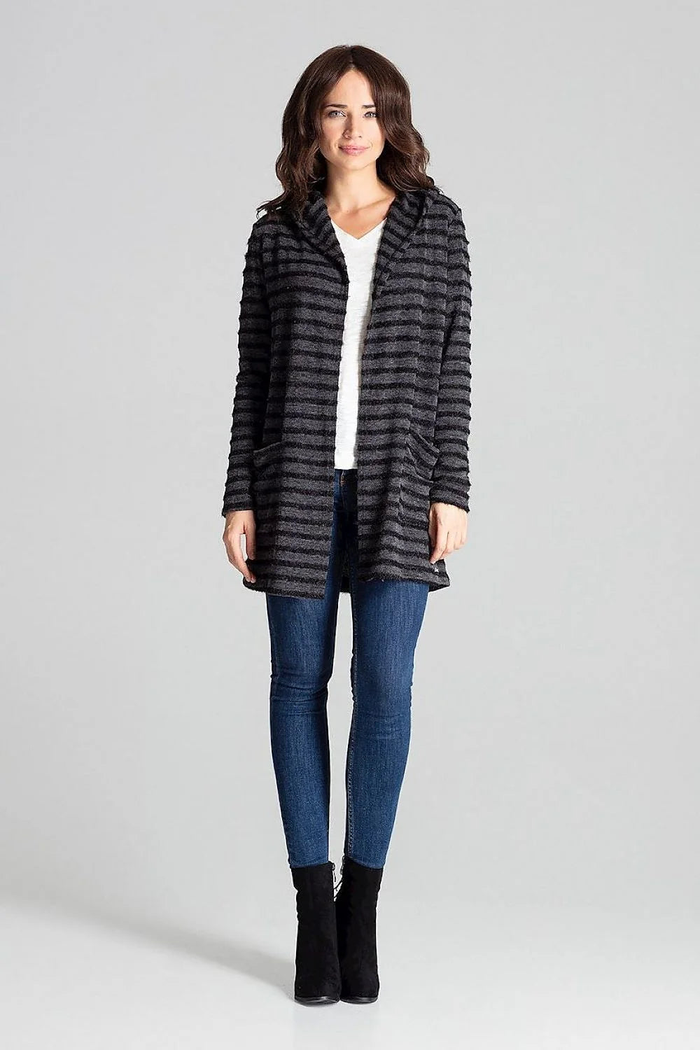 Cardigan femme maille rayée douillette style casual capuche poches pratiques pour quotidien et loisirs