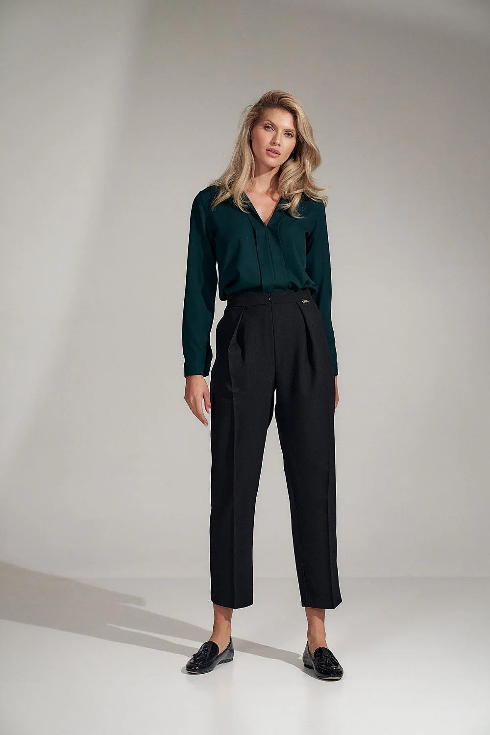 Chemisier jersey manches longues élégant col plié marron automne hiver féminin style sophistiqué