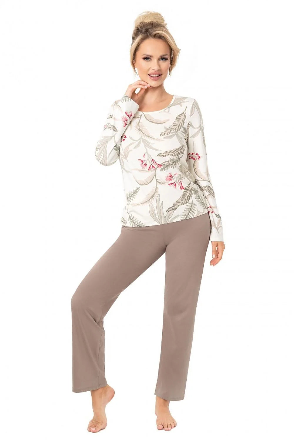 pyjama femme viscose douce agréable toucher manches longues imprimé floral beige touches roses pantalon droit cheville taille élastiquée polonaise