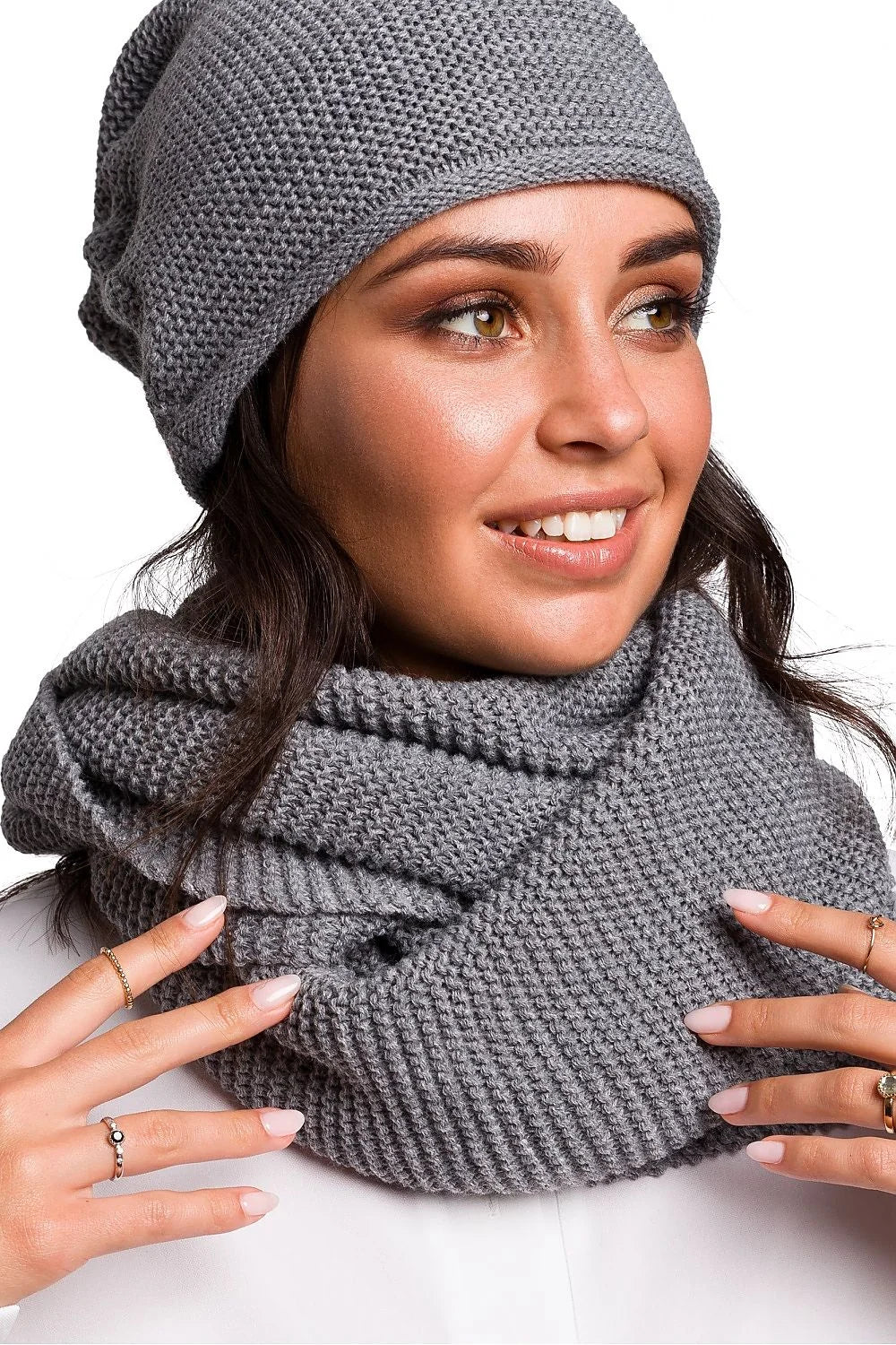 Écharpe Infinity BE Knit femme style moderne acrylique 100% snood doux chaud automne hiver accessoire mode
