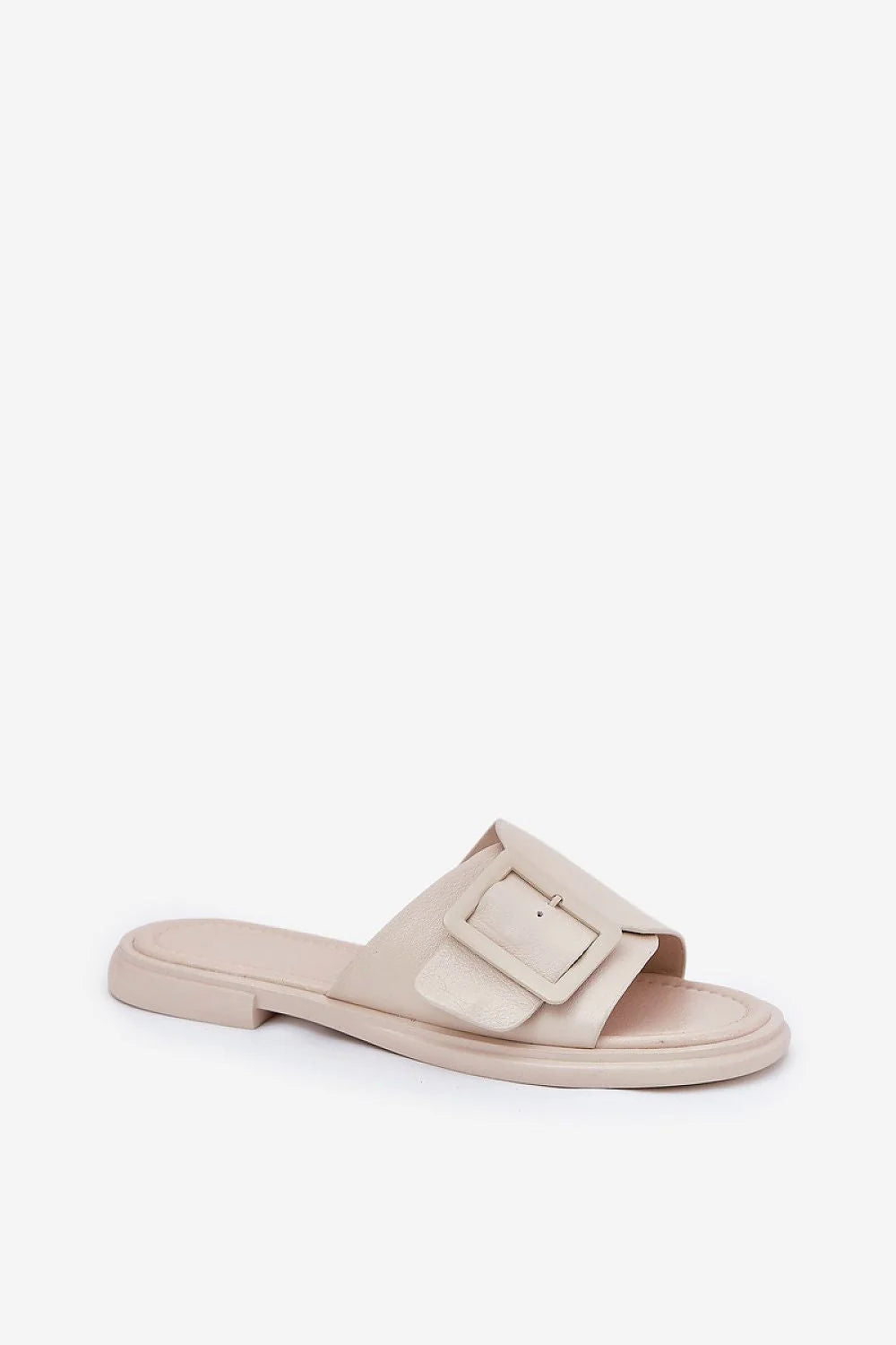 sandales plates femmes décontracté élégant cuir naturel lisse beige crème bride large boucle carrée semelle rembourrée ergonomique antidérapante légère estivale