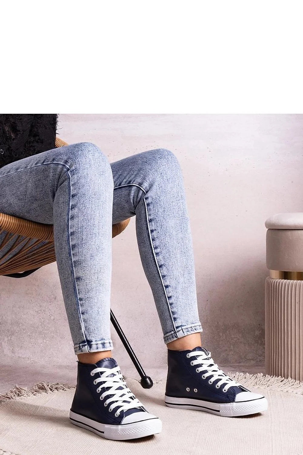 Solea baskets montantes femme casual urbain cuir écologique bleu marine semelle caoutchouc blanc lacets blancs œillets métalliques argentés maintien cheville