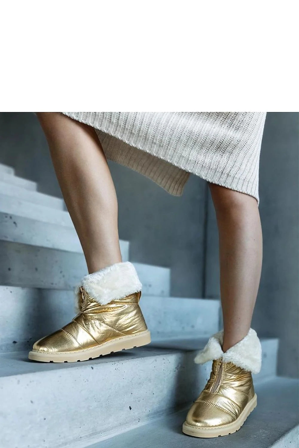 Bottes neige dorées femmes similicuir moderne confort fourrure synthétique fermeture éclair hiver tendance élégante