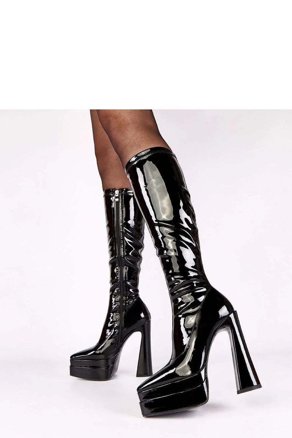 bottes laquées cuir écologique tige 37cm boutpointu talon épais 15cm plateforme 5cm confortable semelletissu doublureinexistante fermetureeclair audacieuses féminines luxueuses