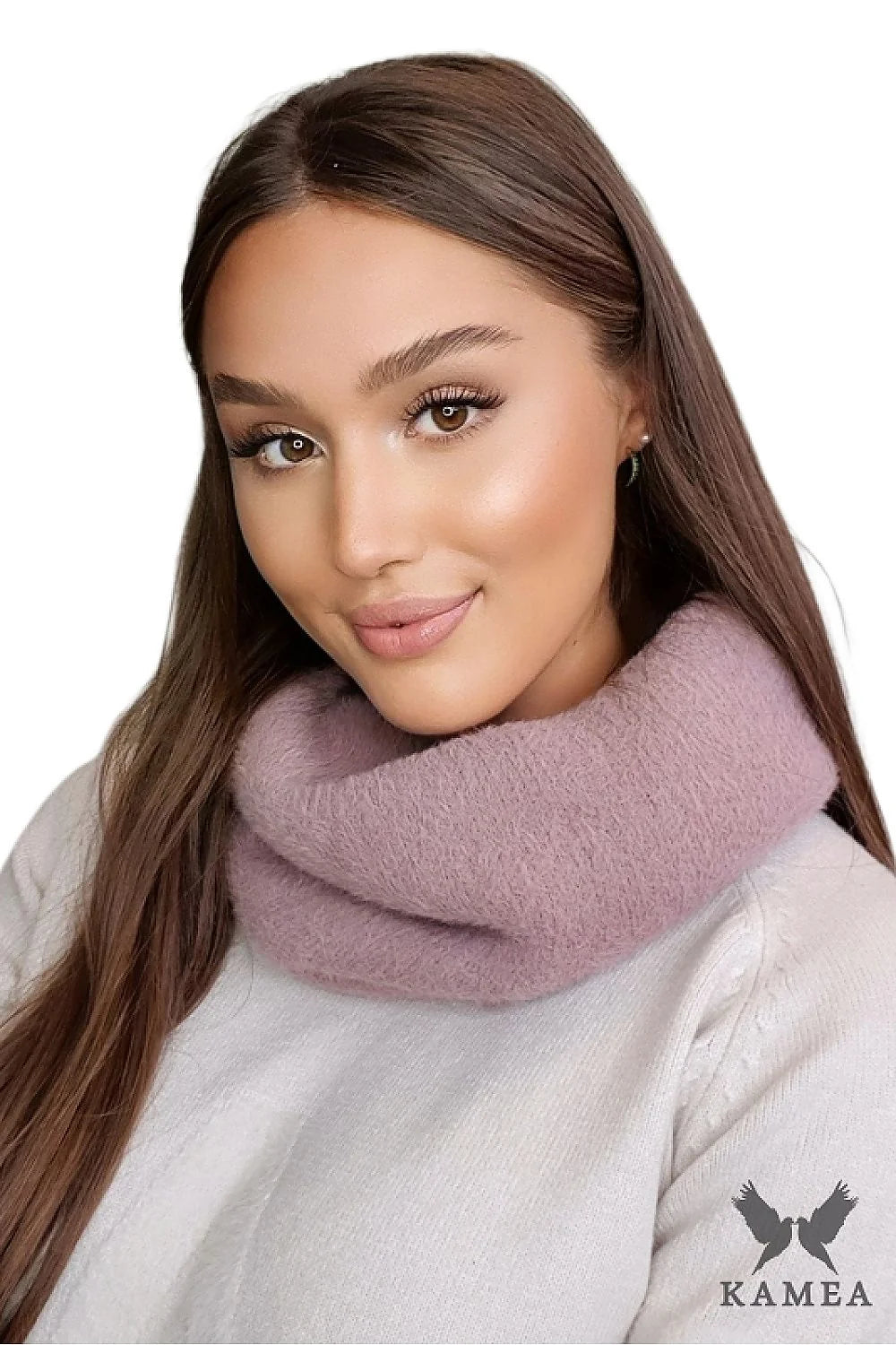 Écharpe Infinity Kamea pour Femme, Style Moderne, Douce et Chaleureuse, Rose Pâle, Matière Premium, Polyvalente, Idéale pour l'Hiver, Taille Unique, Façonnée en Pologne