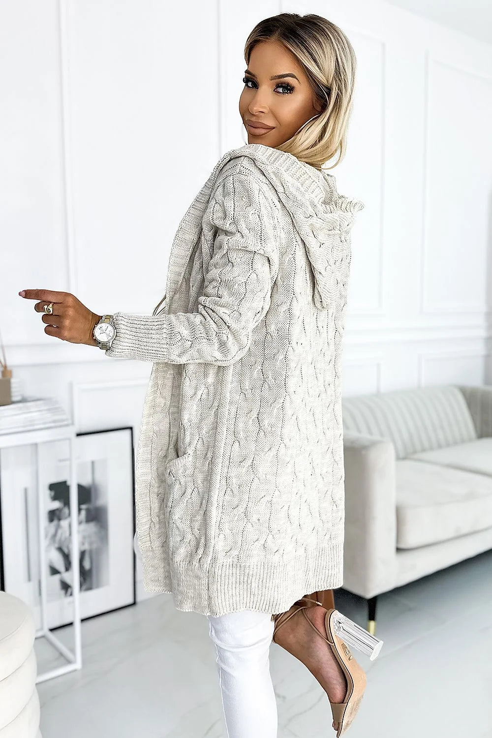 Cardigan long ouvert Numoco avec capuche et poches, motif Écossais beige, chaud et confortable, style moderne pour femmes, production européenne