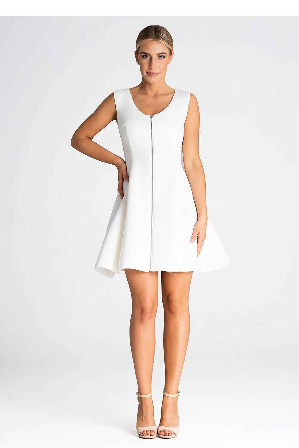 Robe de cocktail élégante sans manches col en U fermeture éclair blanche polyester ajustée femmes