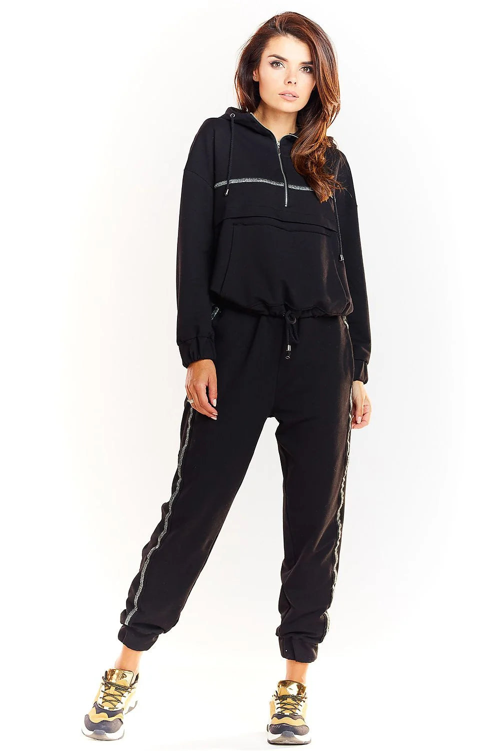 Pantalon de survêtement en coton vert kaki style sportif ample confortable pour femme active moderne