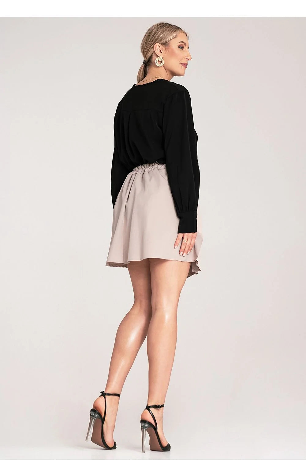 Jupe courte Figl en polyester et élasthanne plissée beige clair taille haute ceinture intégrée femme occasion formelle ou semi-formelle