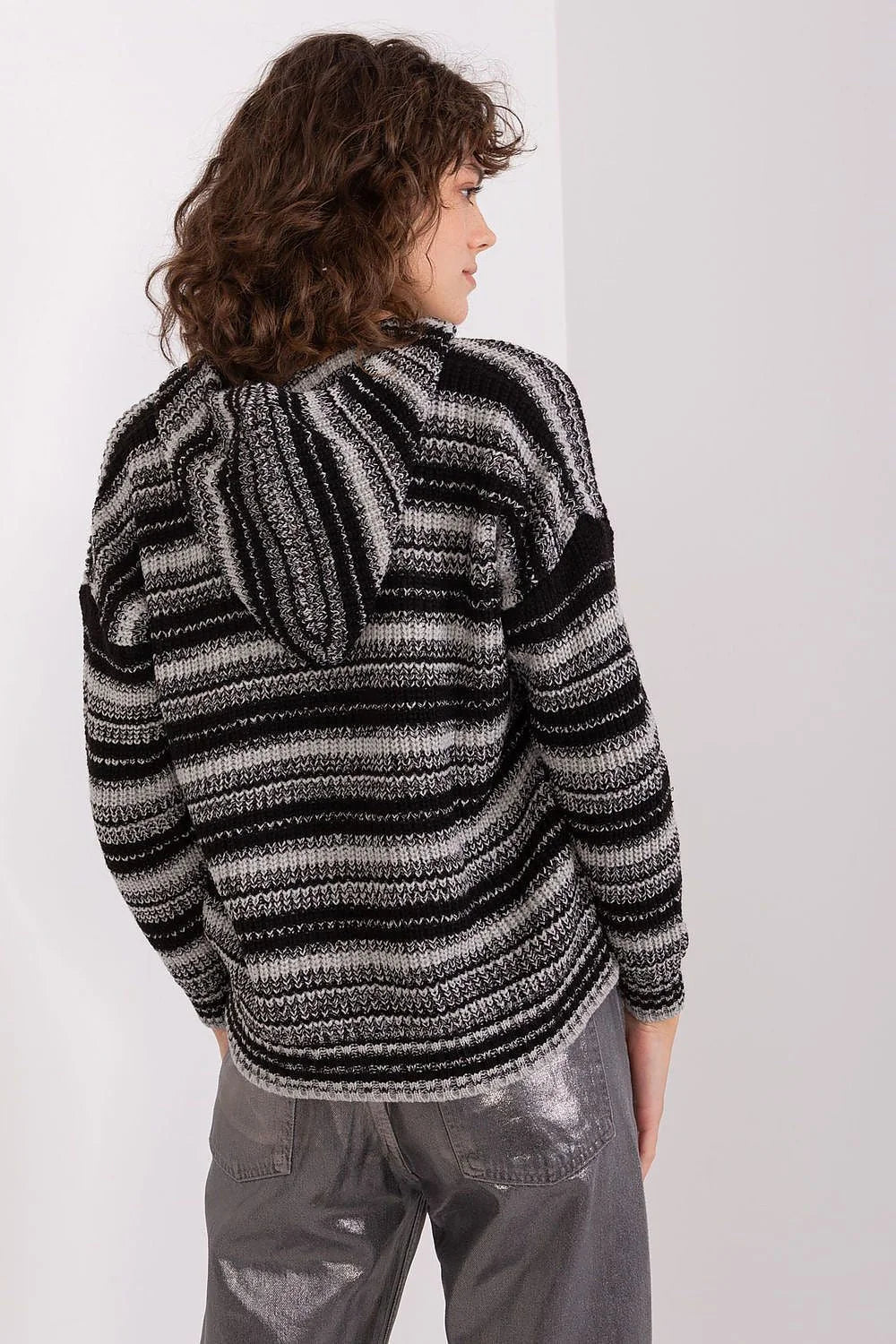 cardigan badu pull tricoté capuche cordons manches longues coupe légèrement ample rayures noir gris urbain décontracté polyvalent confortable