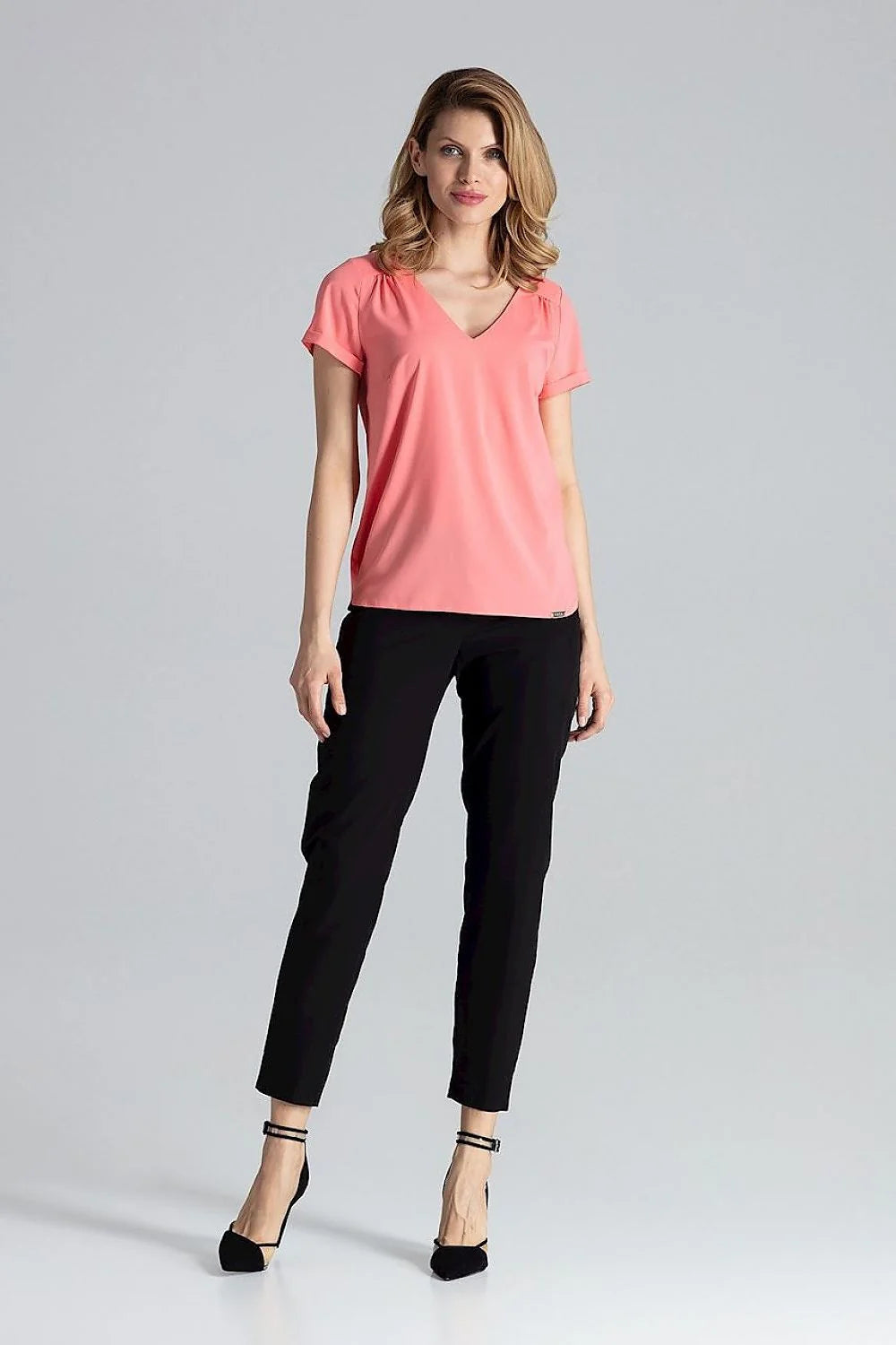 Chemisier Figl en polyester et élasthanne manches courtes col en V motifs floraux et animaliers beige marron noir femme