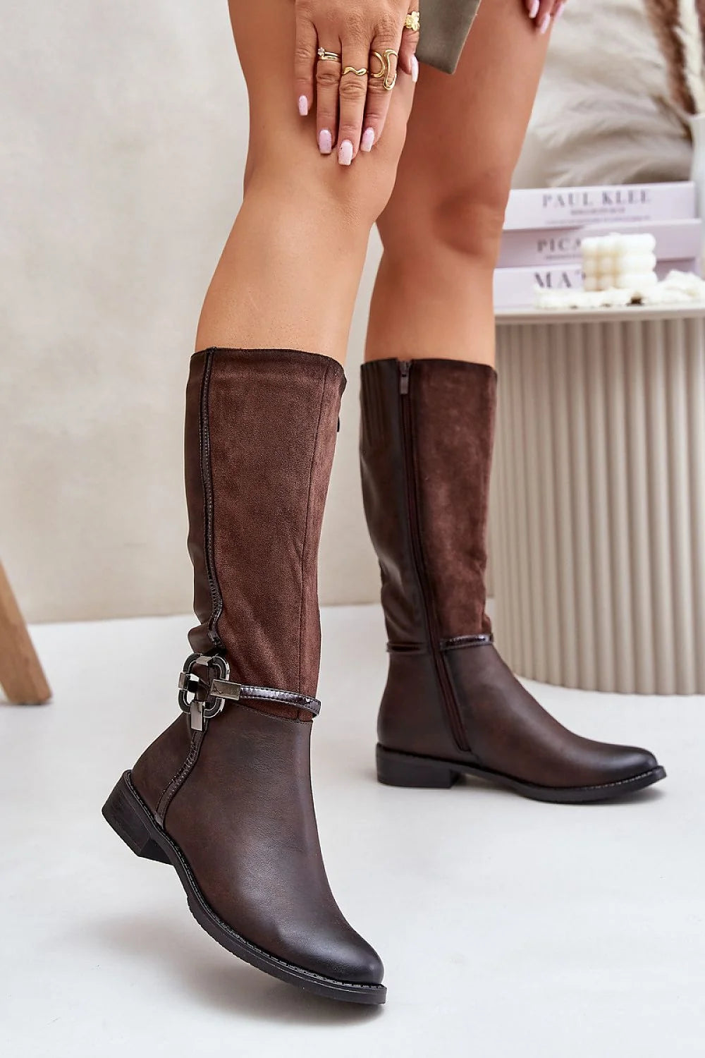 Bottes cuissardes féminines élégantes.Step in style Jezzi, simili cuir suède, boucle métallique, talon plat, tige 35 cm, coupe ajustée, semelle caoutchouc, style équestre, confort tout jour, occasion quotidienne et habillée