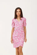 robe cocktail courte femme fourreau cachecoeur imprimé floral rose manches ballon décolleté V taille marquée jupe portefeuille ourlet tulipe asymétrique