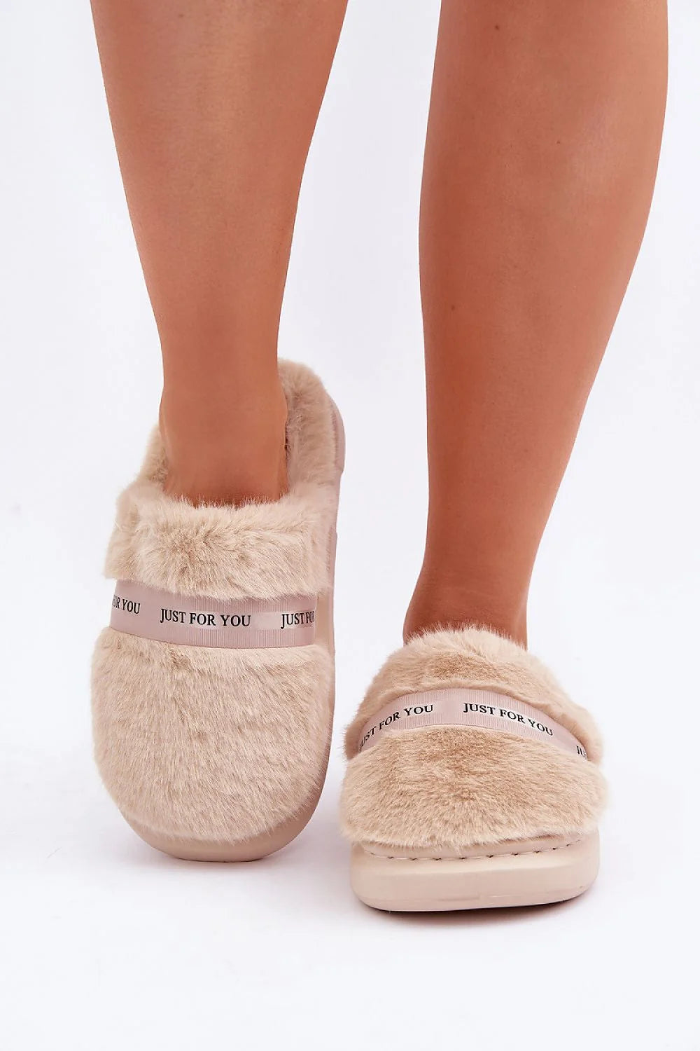Pantoufles pour femmes en fourrure imitation style élégant confortable et moderne avec sangle JUST FOR YOU beige