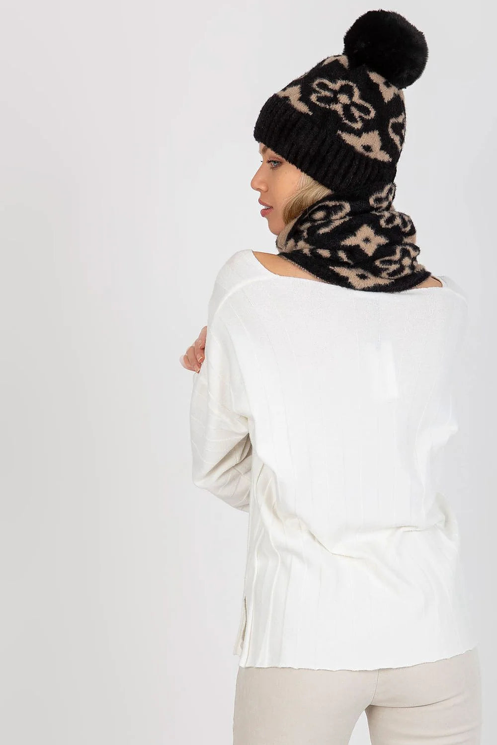 Écharpe Infinity Set Élégant pour Femme en Acrylique Motifs Animaliers Étanche Chaud Hiver Automne Écharpe Tube Bonnet Accessoires Mode