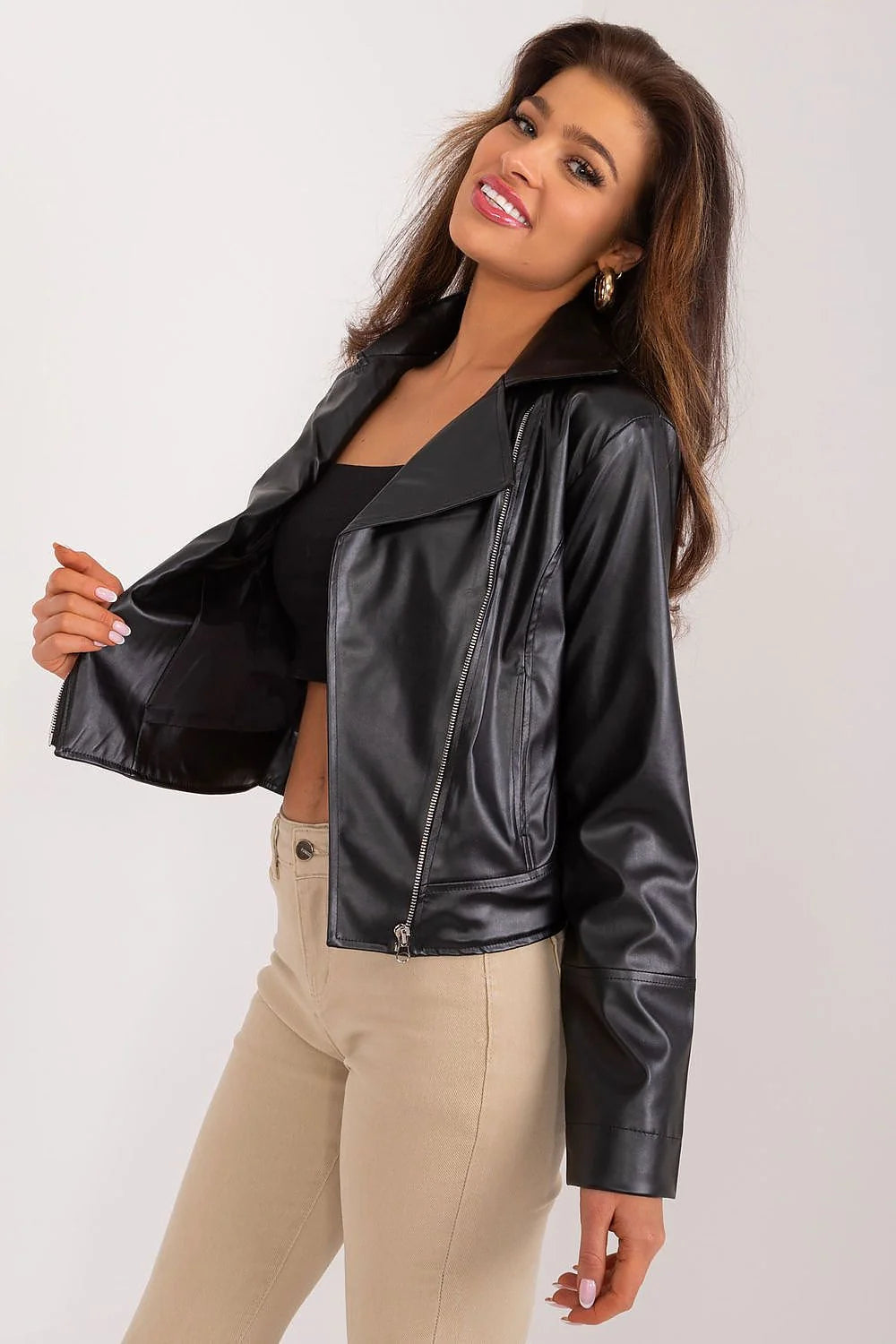 Veste en similicuir noir femme style motard coupe ajustée manches longues fermeture éclaire argentée