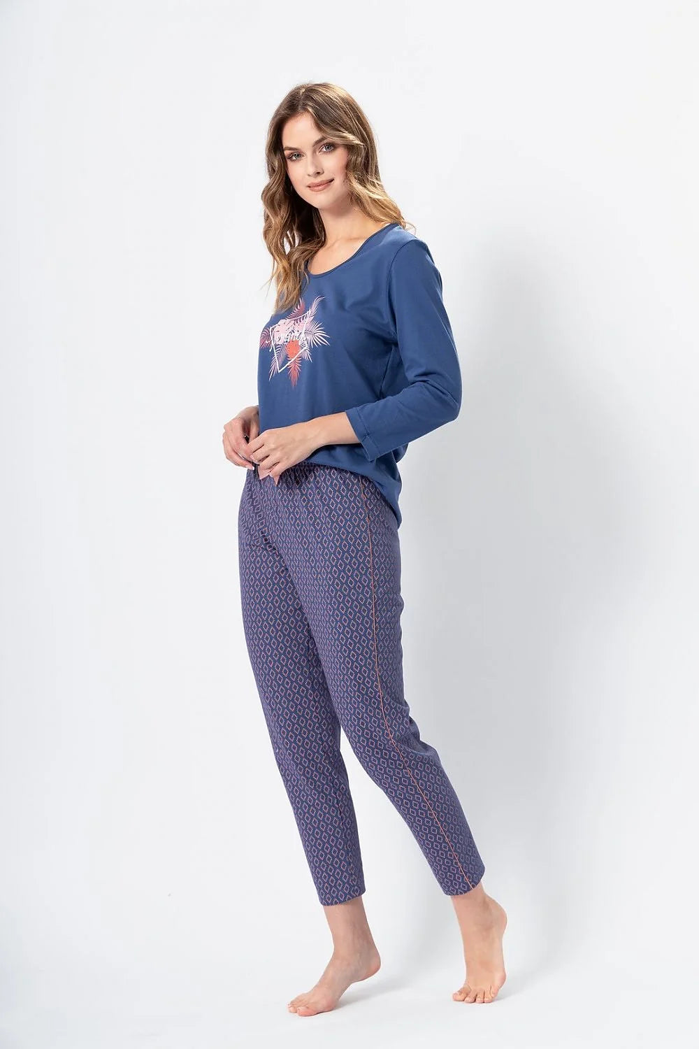 pyjama femme décontracté élégant bleu denim imprimé plumes rose pantalon géométrique cheville taille élastiquée nœud satiné manches longues coupe ample