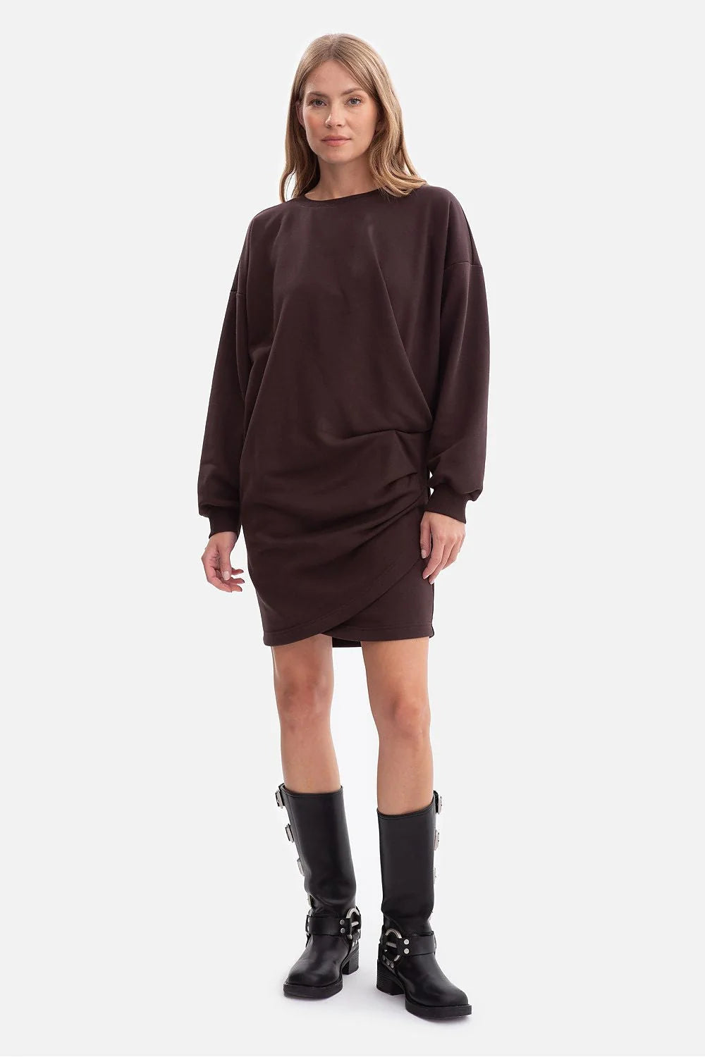 robe pull sweat oversize femme marron chocolat molleton coton doux mini longueur encolure ronde manches longues épaules tombantes poignets cotelés