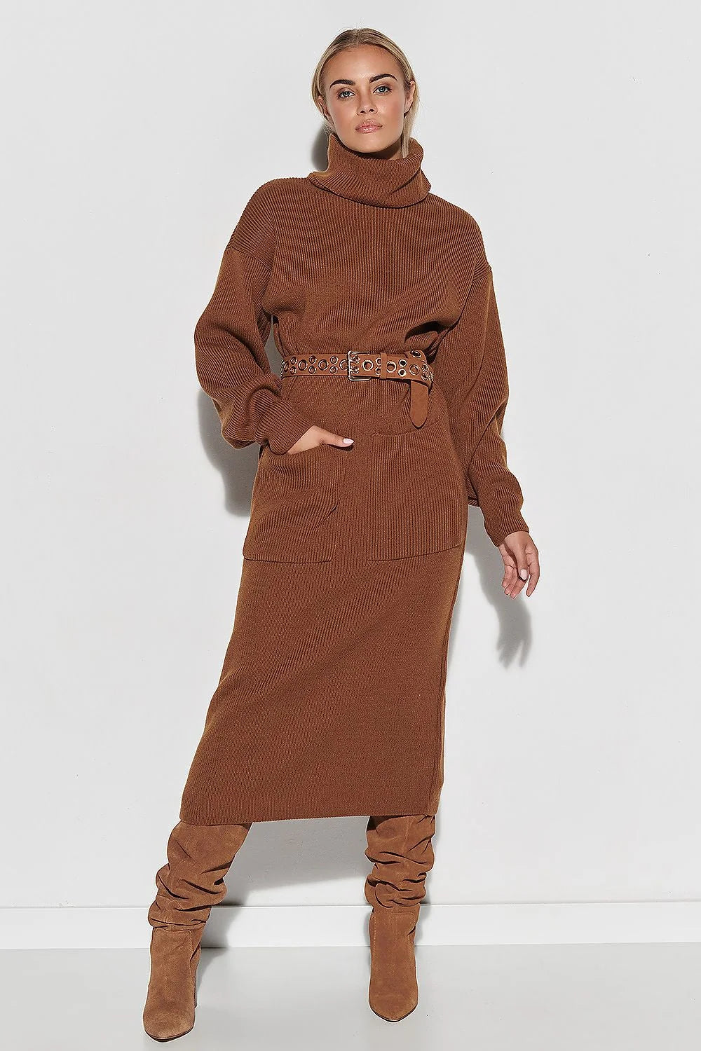 Robe de jour Makadamia longue col roulé manches longues maille tricotée couleur caramel brown femme