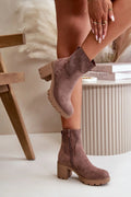 Bottes à talons compensés en suédine écolo taupe, design moderne, confortable, occasion quotidienne ou habillée, femme