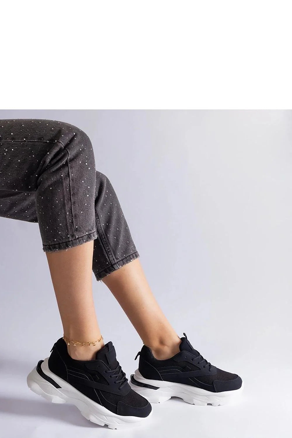 baskets Solea femme noir semelle épaisse blanche chunky sportives urbaines confortables écologiques mesh respirant simili cuir matelassé talon renforcé