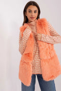 Gilet sans manches en fausse fourrure orange vif, pull à col montant motif géométrique beige, ensemble mode femme automne hiver