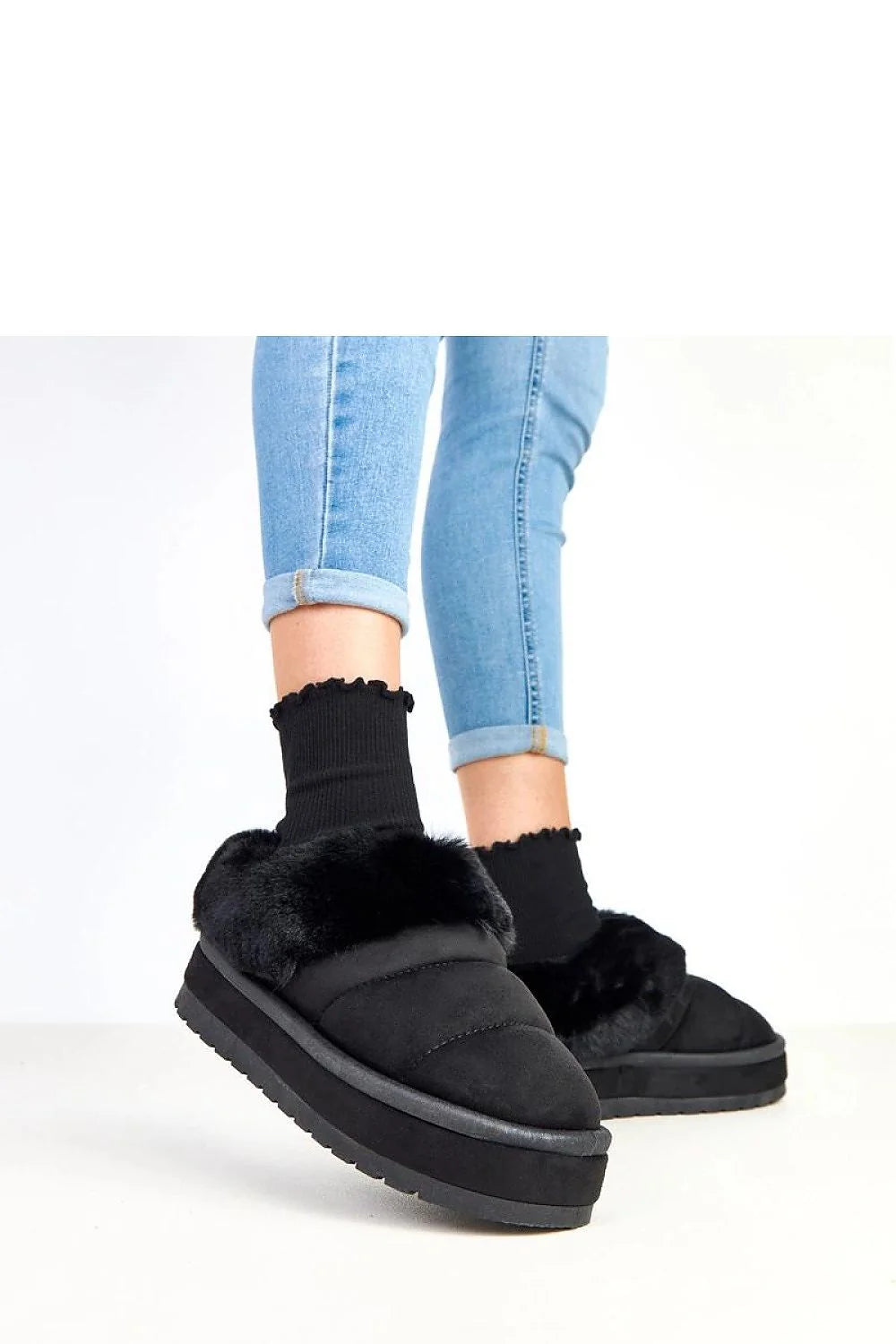 bottes neige femme cuir suédé écologique bout rond tige basse fourrure doublée plateforme épaisse antidérapante confortable isolante matelassée élégante polyvalente