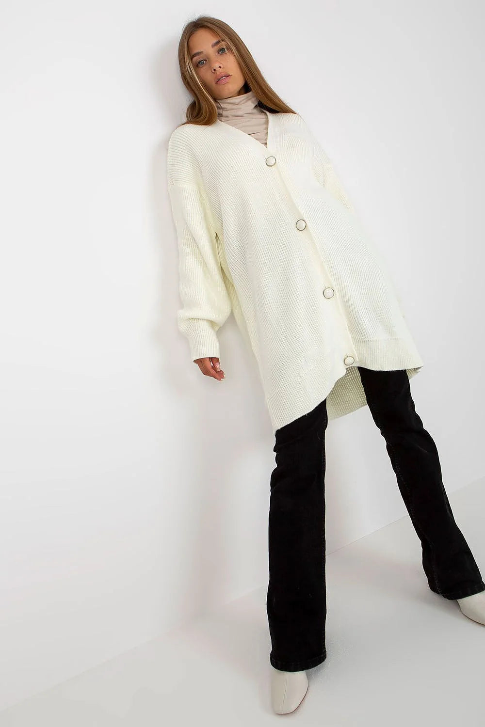 Cardigan longue pour femme en acrylique style minimaliste couleur ivoire fermeture à boutons manches longues coupe oversized