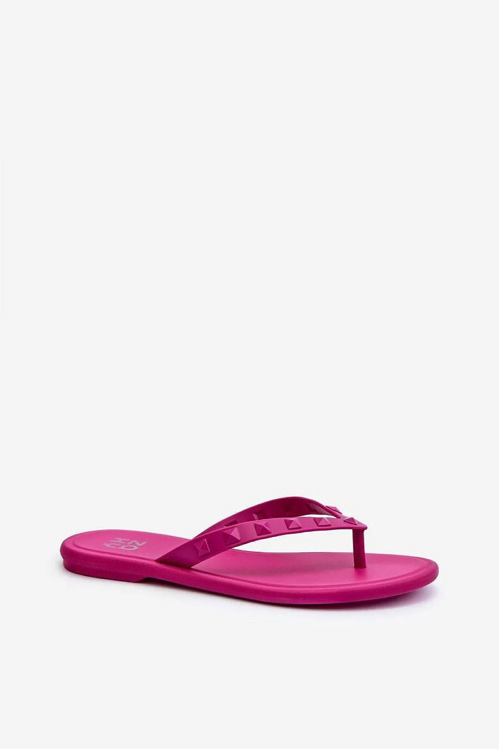 Sandales plates femmes style moderne matériau synthétique détails métalliques confortable été plage tenues légères