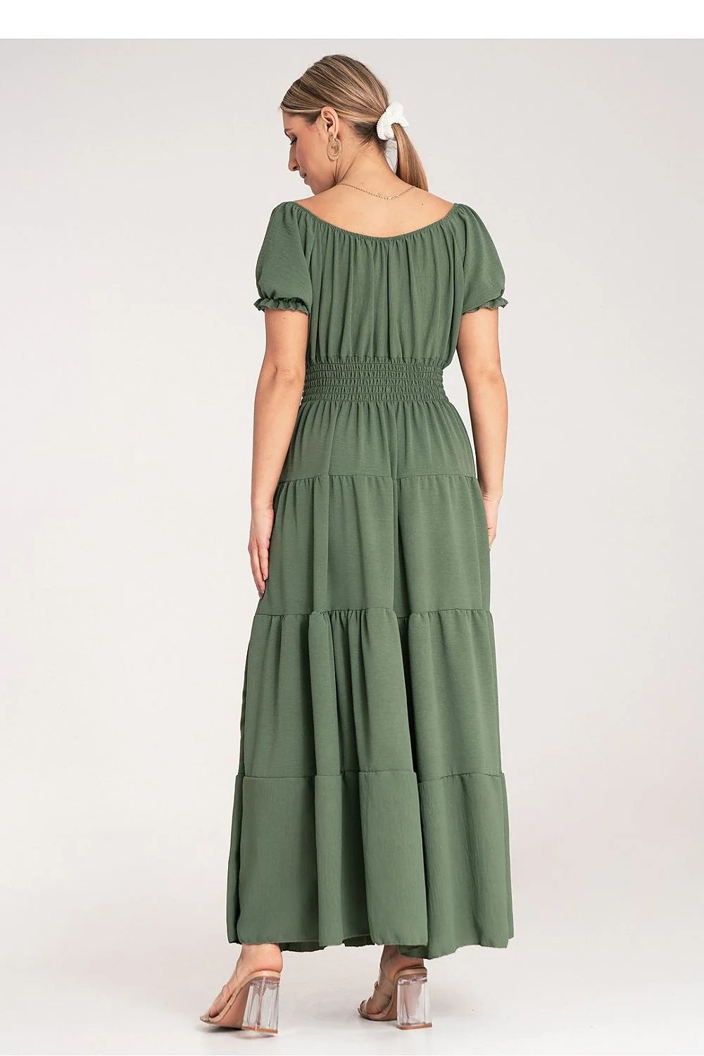 Robe bohème longue vert olive en tissu léger manches bouffantes encolure bardot élastique taille ajustable pour femme