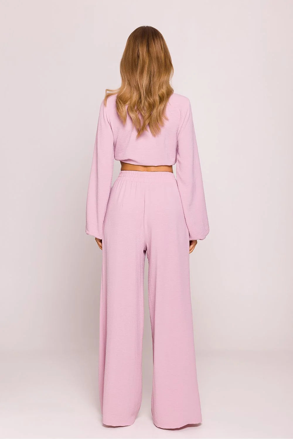 ensemble femme cache coeur pantalon palazzo taille haute rose pâle fluide texturé manches bouffantes noué élastique poches latérales