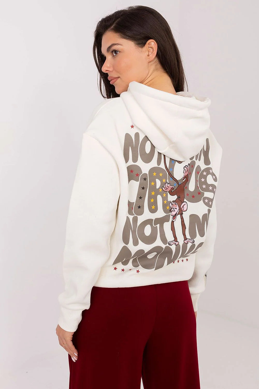 hoodie femme écru molleton doux coupe ample manches longues capuche réglable cordon blanc embouts roses imprimé poitrine notmycircus cœur rouge