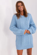 Robe pull longue femme en maille acrylique texture tricot torsadé bleu clair manches longues bouffantes encolure ronde ourlet côtelé
