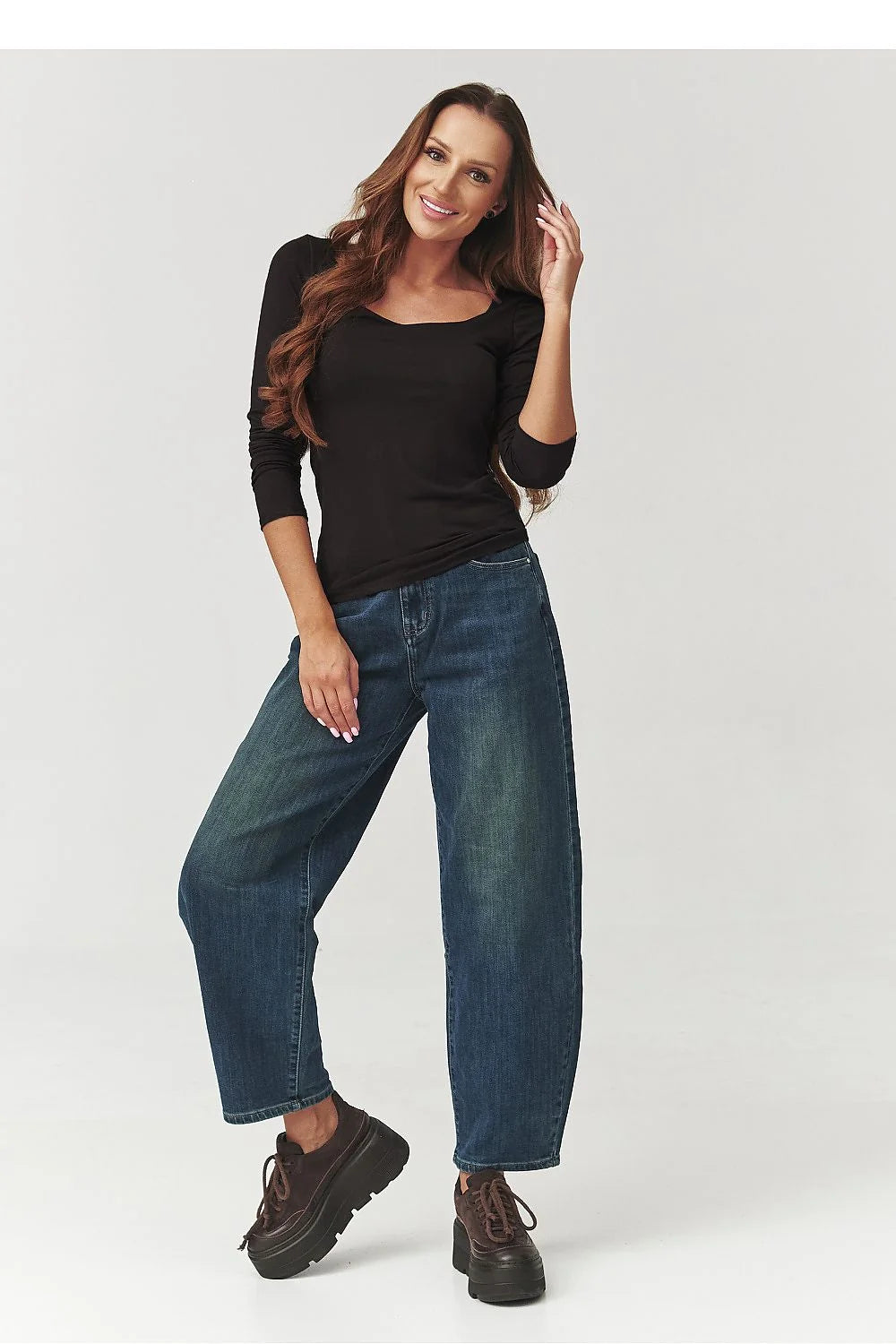 tshirt femme slim manches longues noir jersey stretch col carré cintré bas hanche cotonmelange doux extensible lisse polyvalent