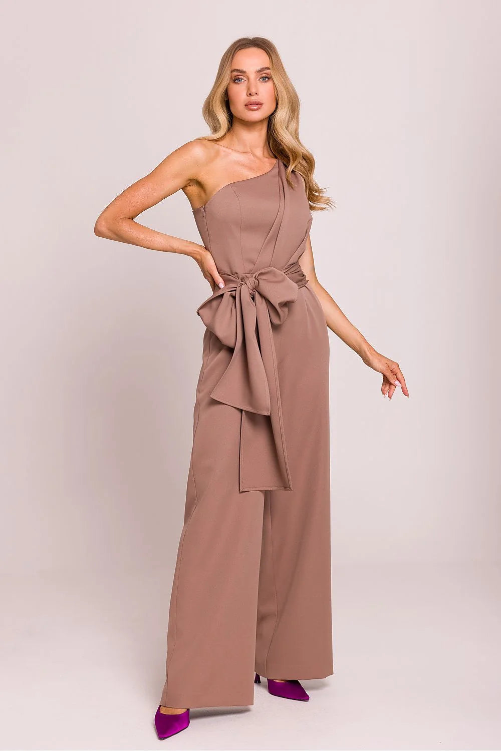 Combinaison élégante asymétrique pour femme avec ceinture noeud large, jambes larges, motif épaule, fermeture dissimulée, polyester viscose, occasion spéciale