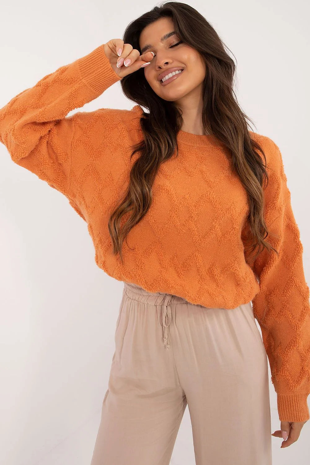 Pull femme Chandail AT texture losange couleur orange vif matière acrylique nylon polyester style décontracté manches longues encolure ronde coupe ample finitions côtelées idéal quotidien automne hiver