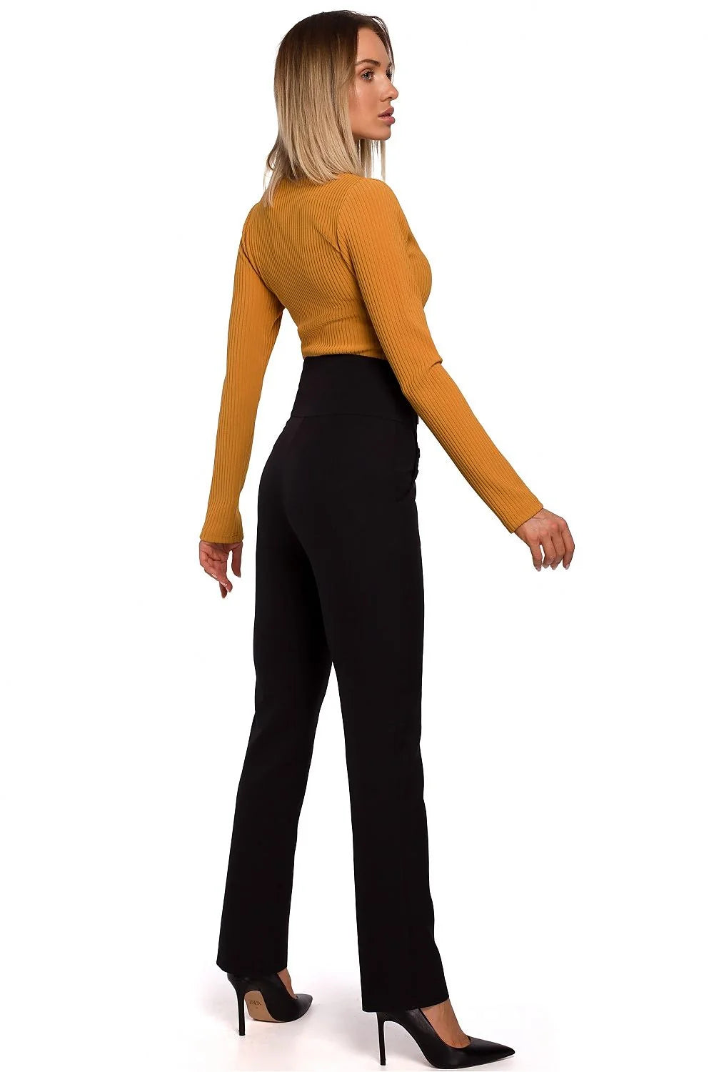Tenue femme élégante chic en polyester élasthanne pantalons taille haute boutons dorés modernes
