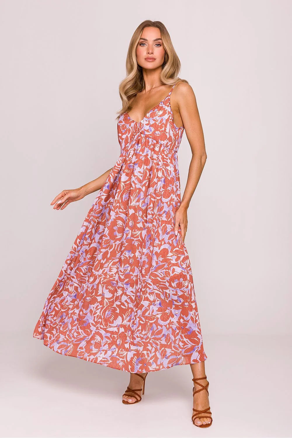 Robe de jour Moe maxi bohème romantique tissu léger coton lin motifs floraux pastel rose saumon violet femme