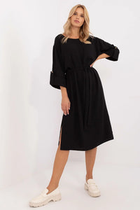 robe midi noire élégante coton viscose elasthanne fluide texturé coupe droite col rond manches trois quarts retroussables ceinture poche poitrine