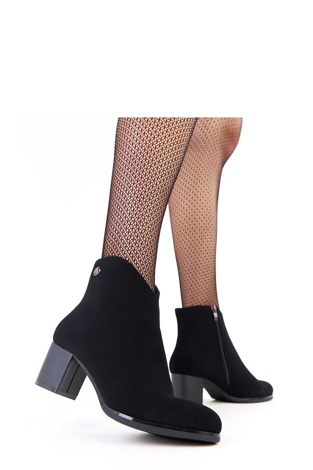 bottines cheville cuir écologique mat noir minimaliste bout amande zircone délicate féminine talon pilier stable 55millimetres doublure chaude fermetureéclairlatérale