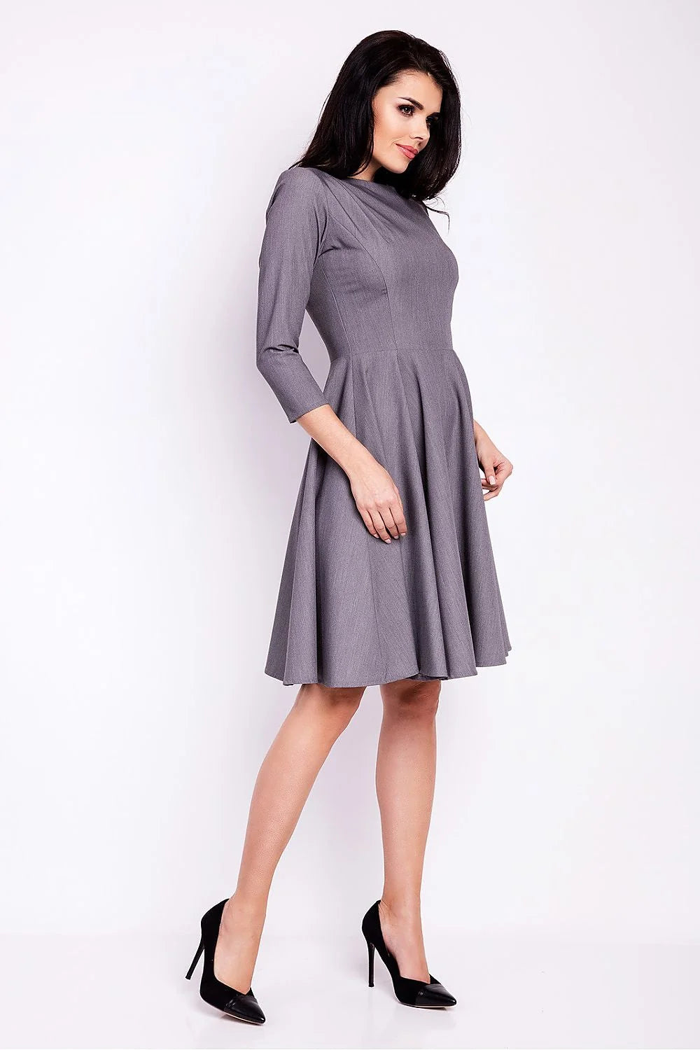 Robe de jour élégante coupe ajustée jupe évasée manches 3/4 encolure bateau gris anthracite femmes