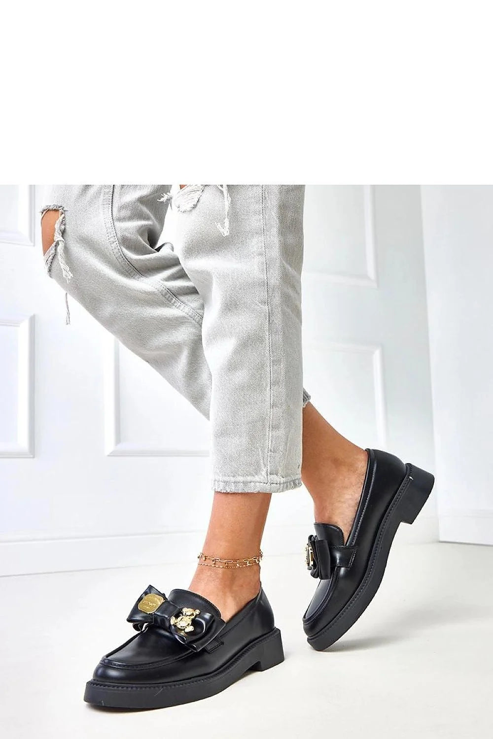 mocassins femme noir cuir écologique lisse bout rond couture semelle plateforme épaisse talon compensé confort enfilage nœud doré