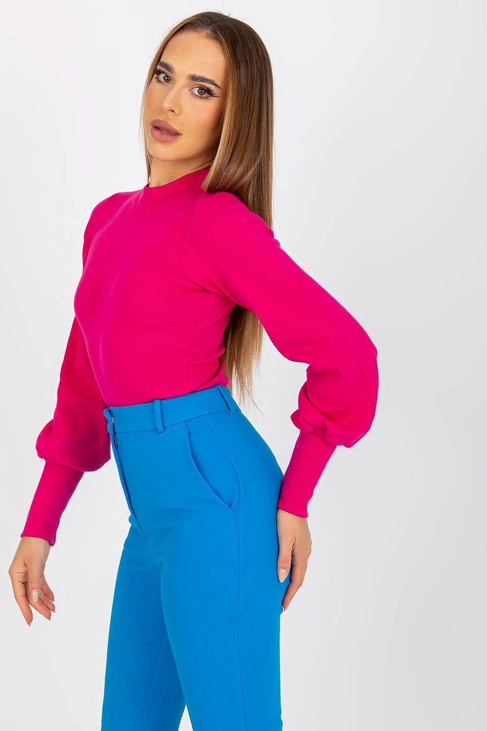 ensemble chemisier pull col montant maille fine côtelée fuchsia vif manches longues bouffantes poignets froncés haut ajusté pantalon