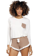 Ensemble femme DKaren en viscose blanc taupe, chemisier longues manches, short volants, relaxation chic occasion spéciale