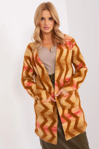 Cardigan femme style casual longue manche motif zigzag couleurs terretones tissu doux coupe droite sans fermeture
