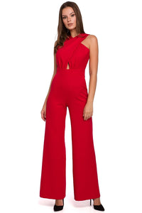 Combinaison pantalon polyester chic rouge vif élégante moderne silhouette ajustée bretelles croisées décolleté femme