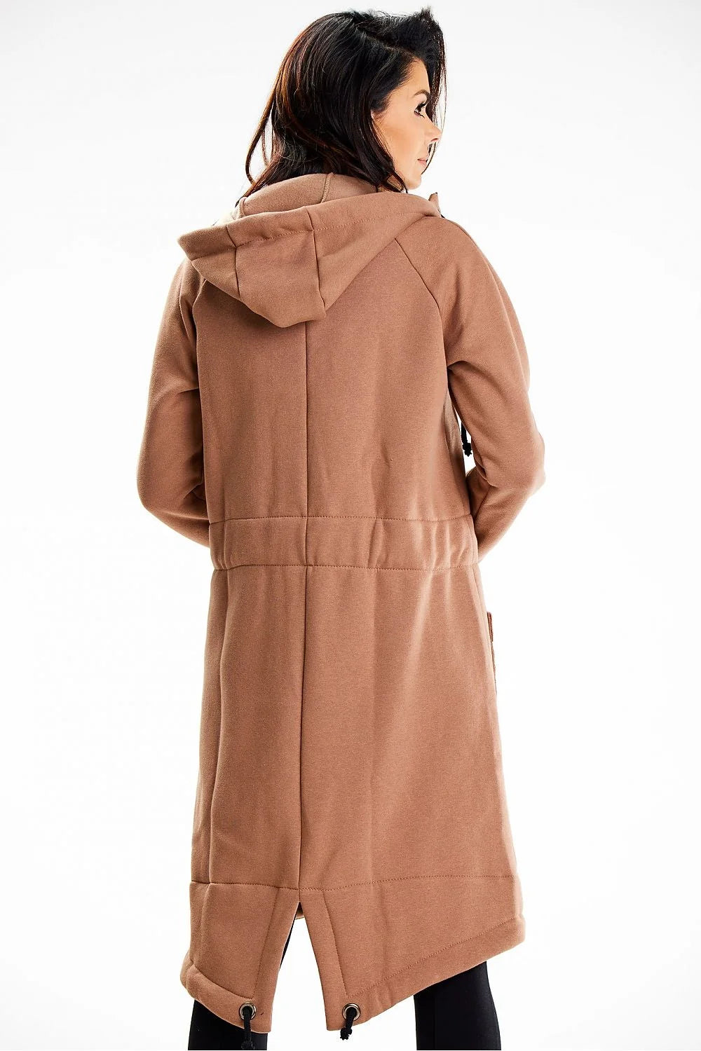 Manteau femmes style décontracté moderne couleur brun clair longueur mi-cuisses capuche poches larges fermeture éclair noire